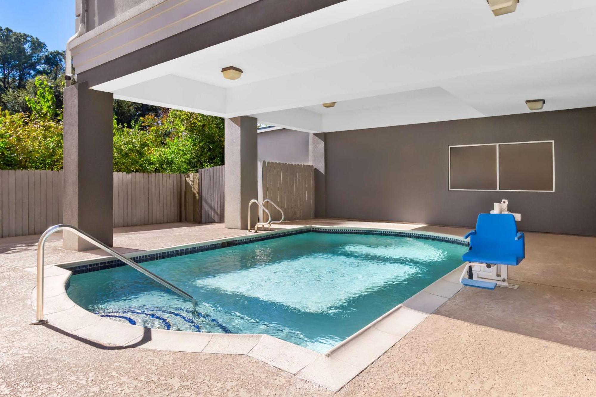 Sonesta Essential Iah Airport Jfk Boulevard - Newly Renovated Houston Exterior foto